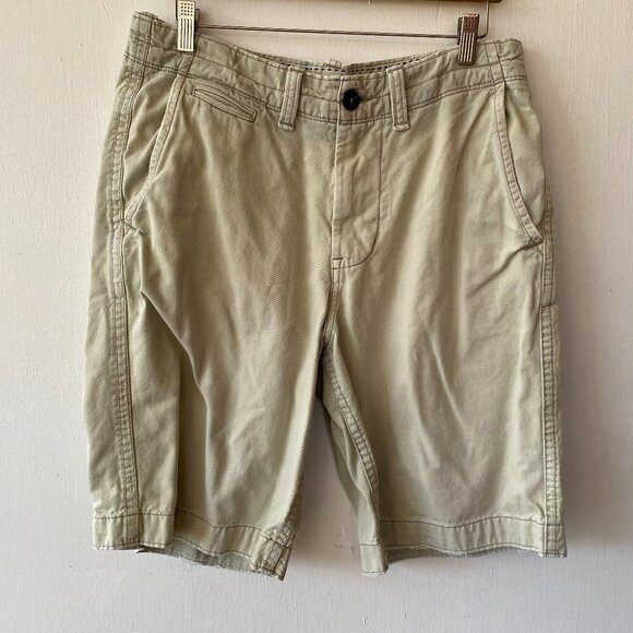 American Eagle Longer Length Khaki Shorts Mens Size 32 VTG Distressed Y2K - Picture 1 of 6